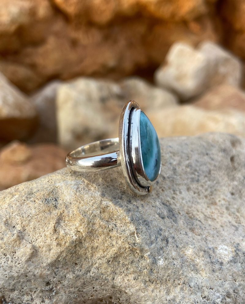 Anillo Larimar lágrima