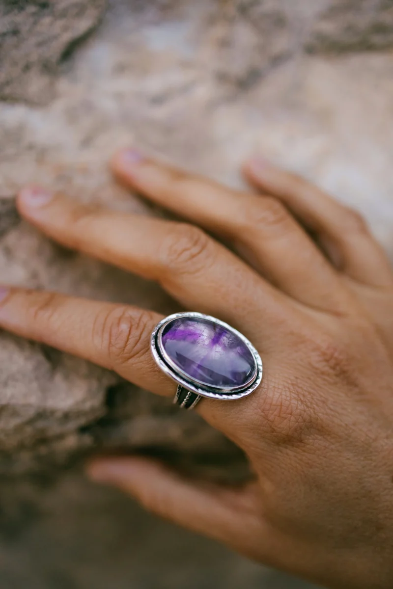 Anillo con amatista trapiche (1)