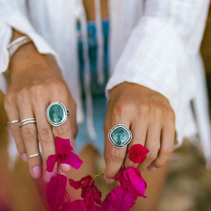 Anillo selva oval