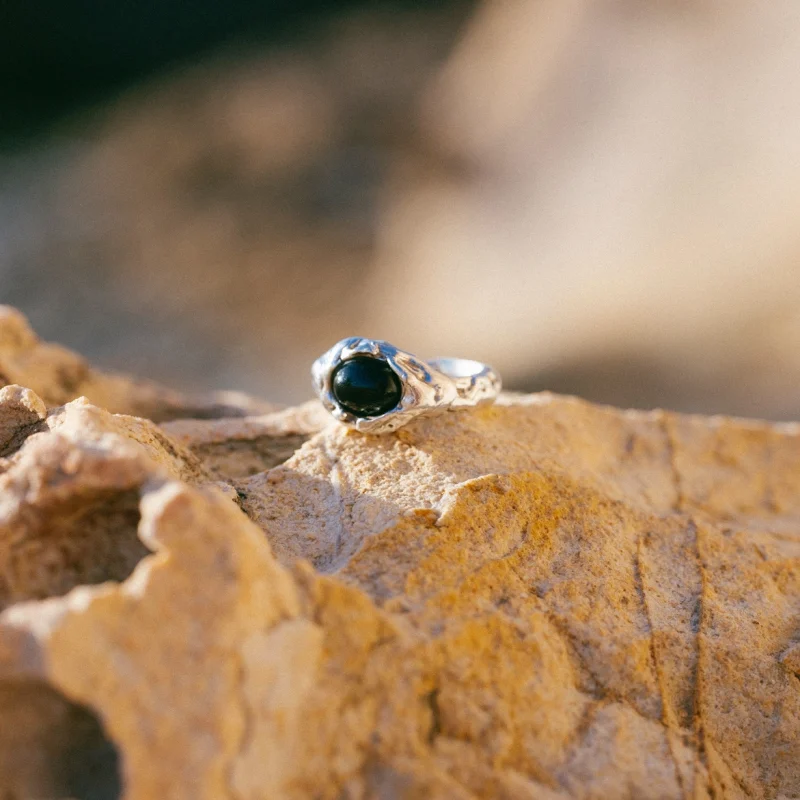 Anillo volcán Onix
