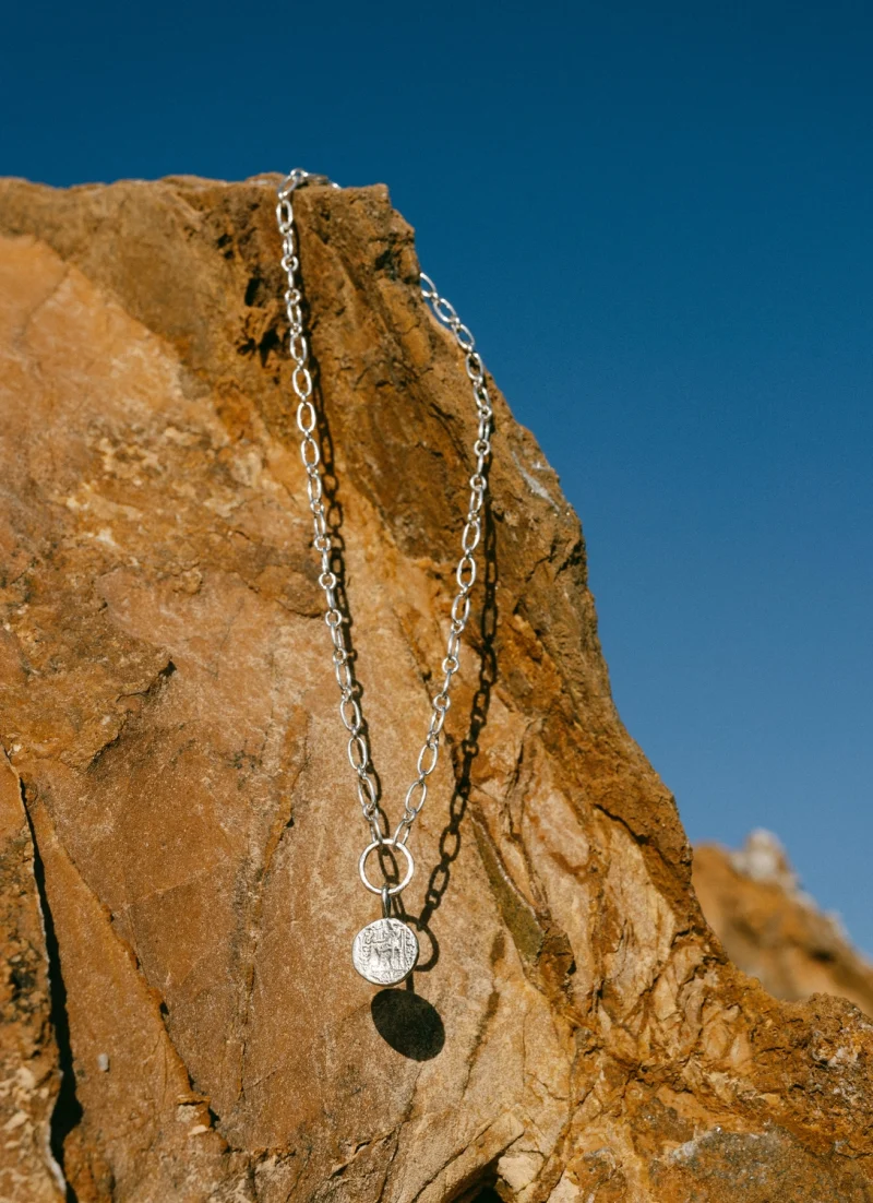 Collar moneda eslabones